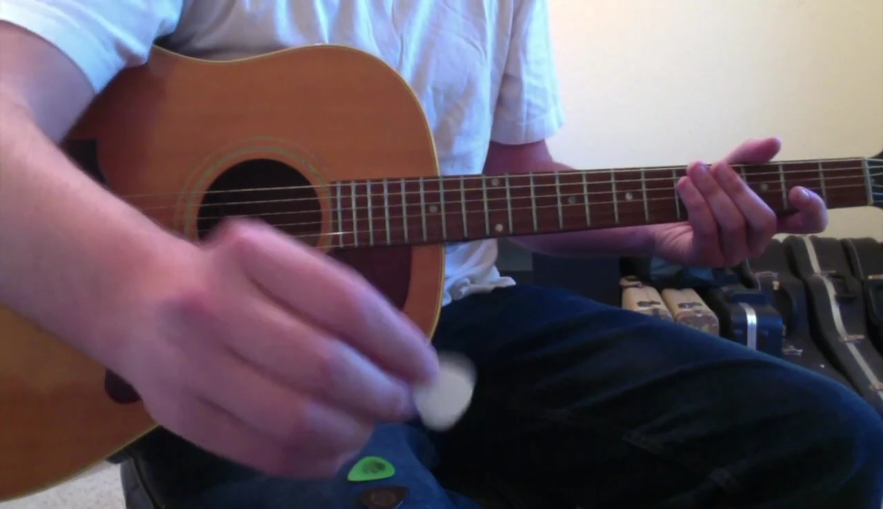 Close-up of the Graph Tech TUSQ pick.