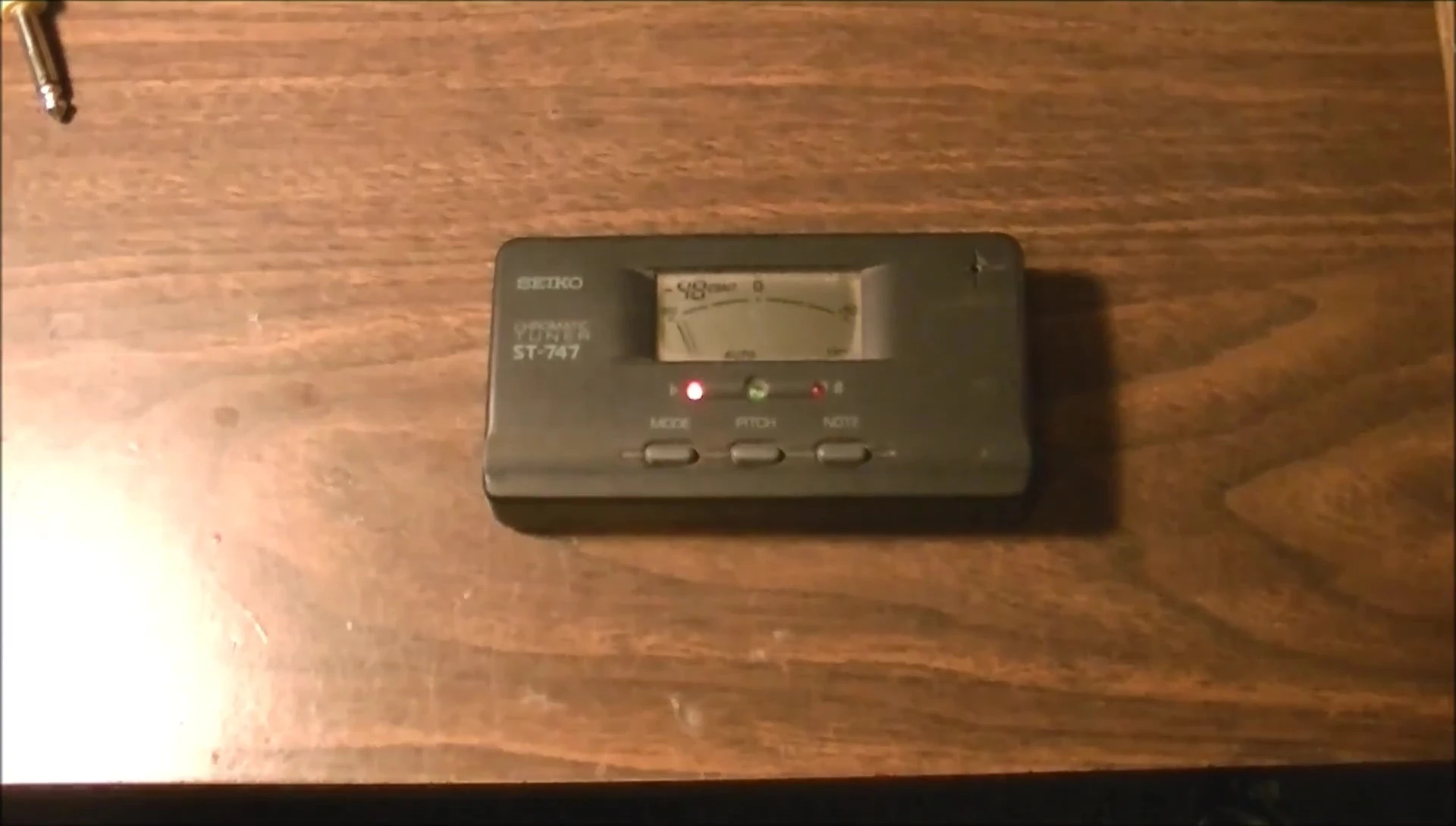 Final shot of the reviewer holding the Seiko tuner.