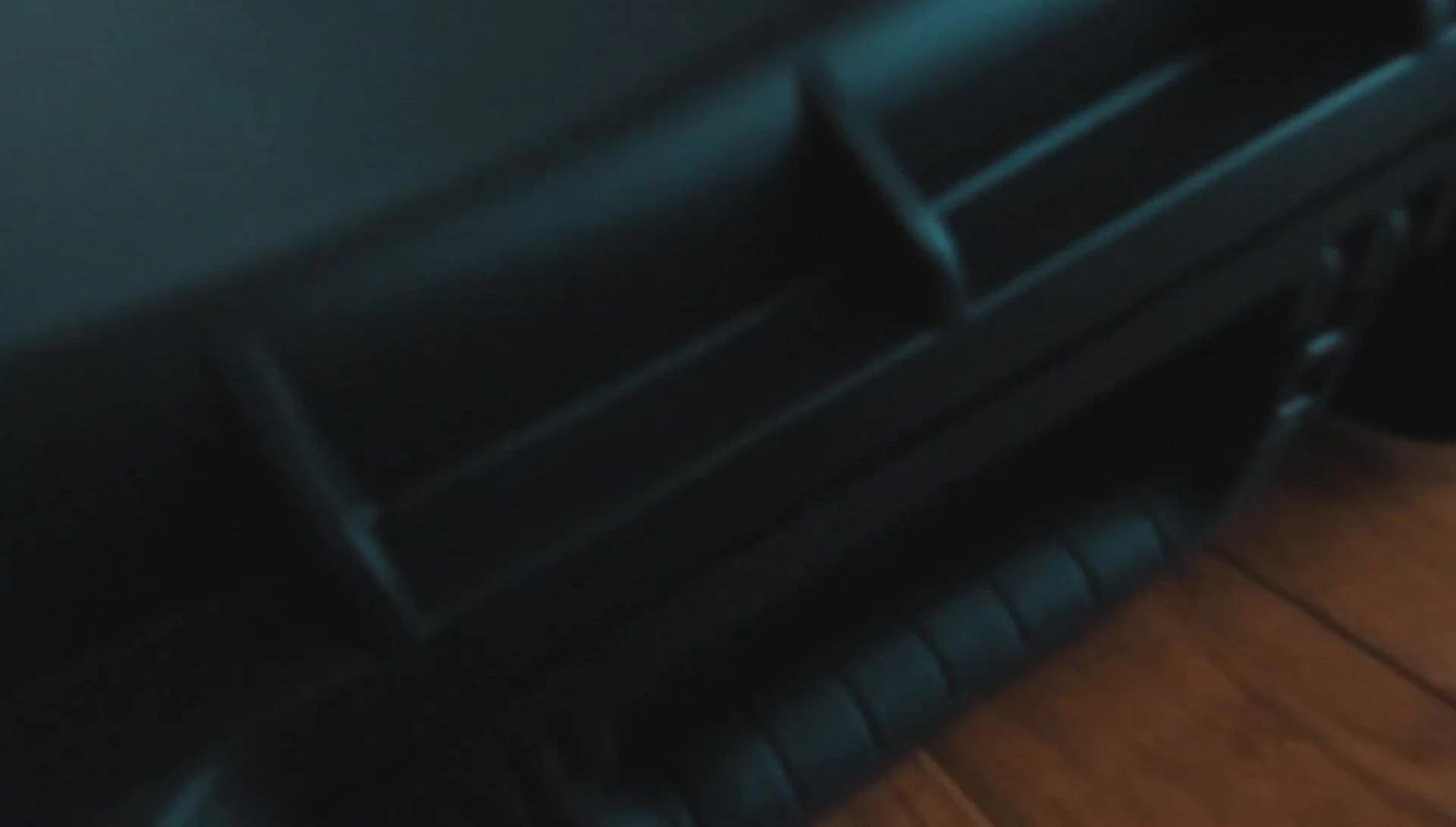 Close-up of the case seal showing a small gap.
