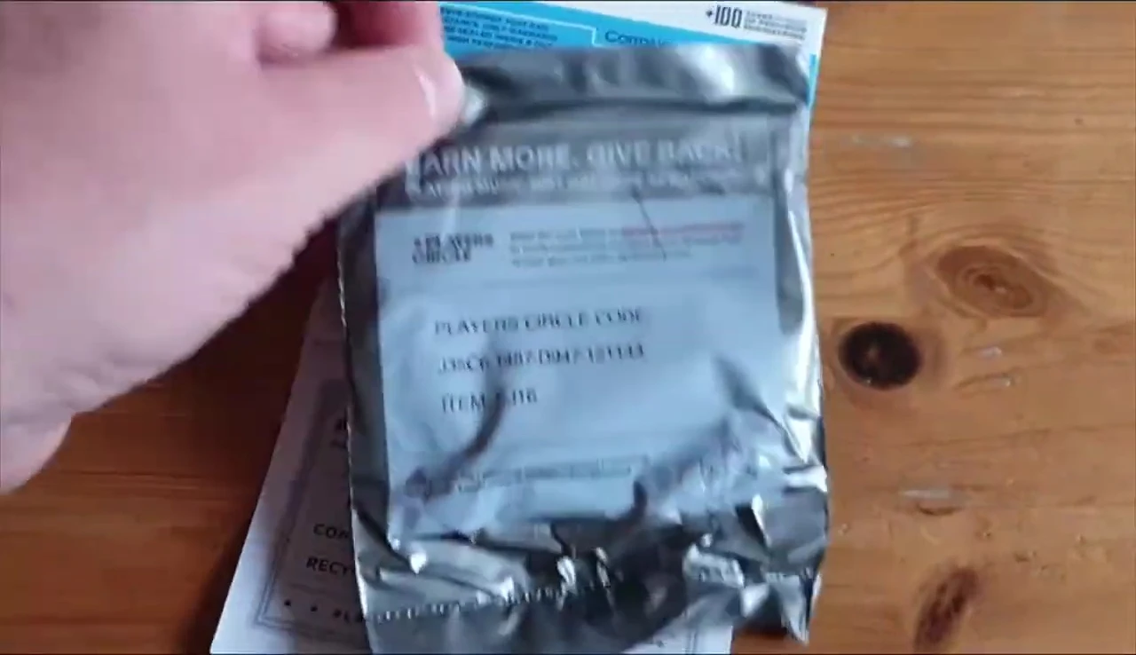 Strings in a single sealed packet