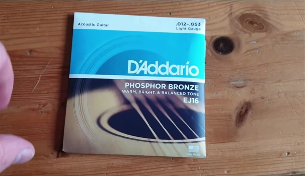 The D'Addario EJ16 string box