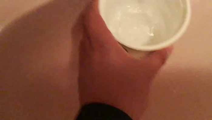 Rinse the strings thoroughly with clean water.