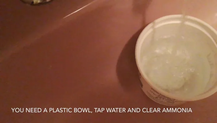 Add a quarter of the amount of pure ammonia to the water. Close the container carefully.