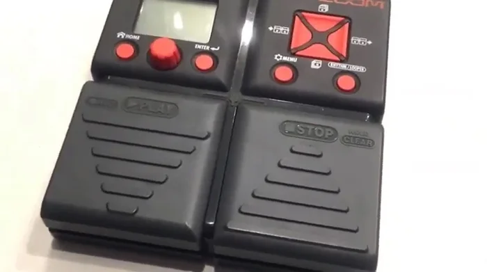 Review of Zoom B10: Affordable, great effects (synths, delays, reverb), good for various guitars