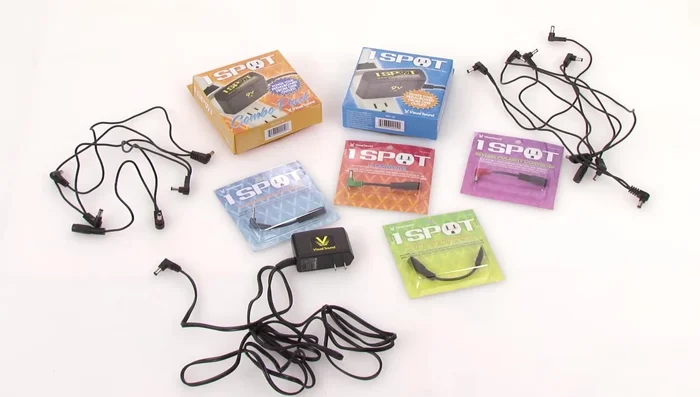 Select Power Supply: Visual Sound One Spot & T-Rex Fuel Tank Jr.