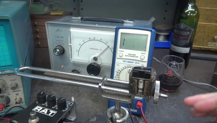 Examine the DPDT switch outside the pedal to understand its operation.