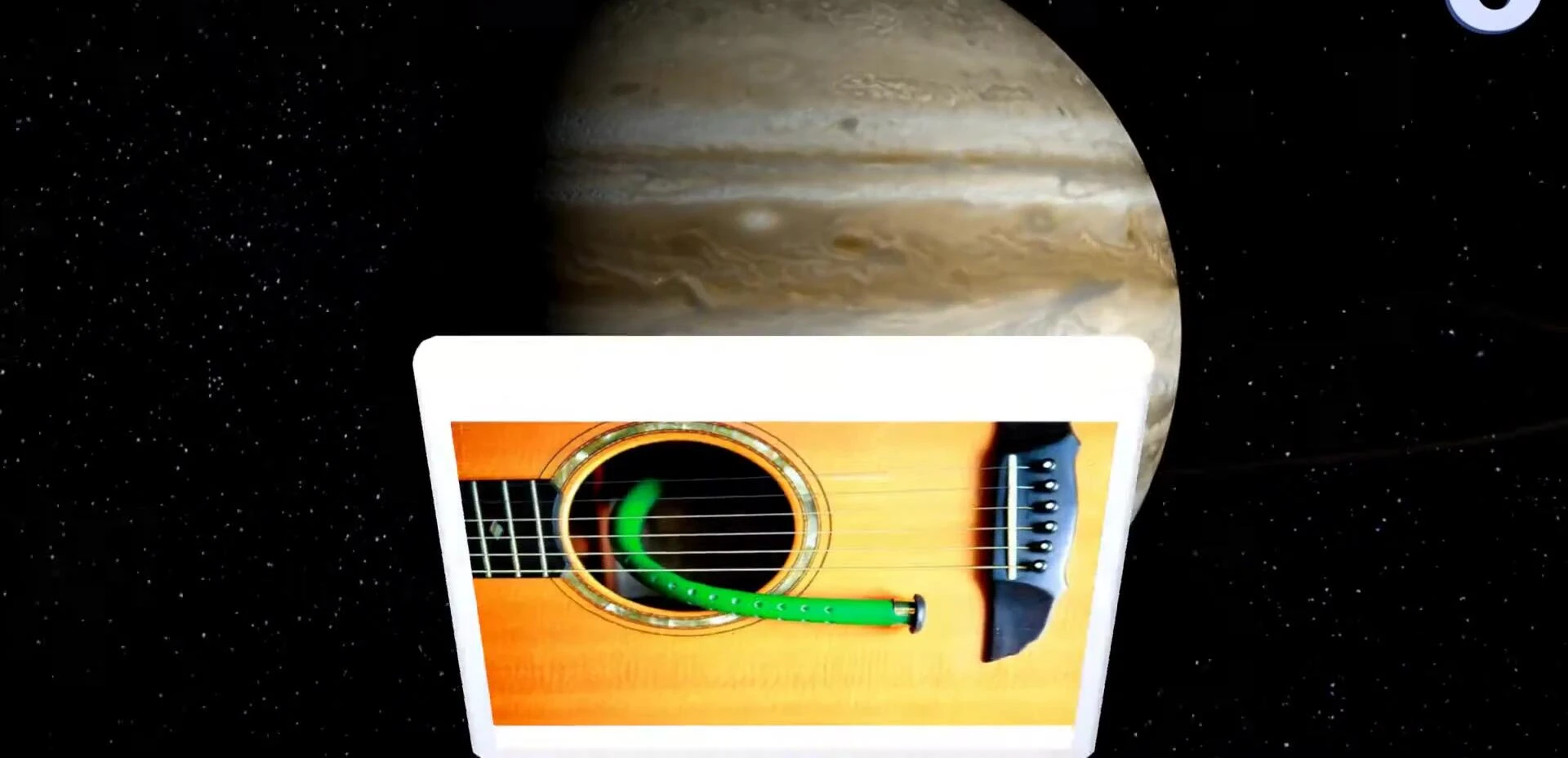Tampered guitar humidifier