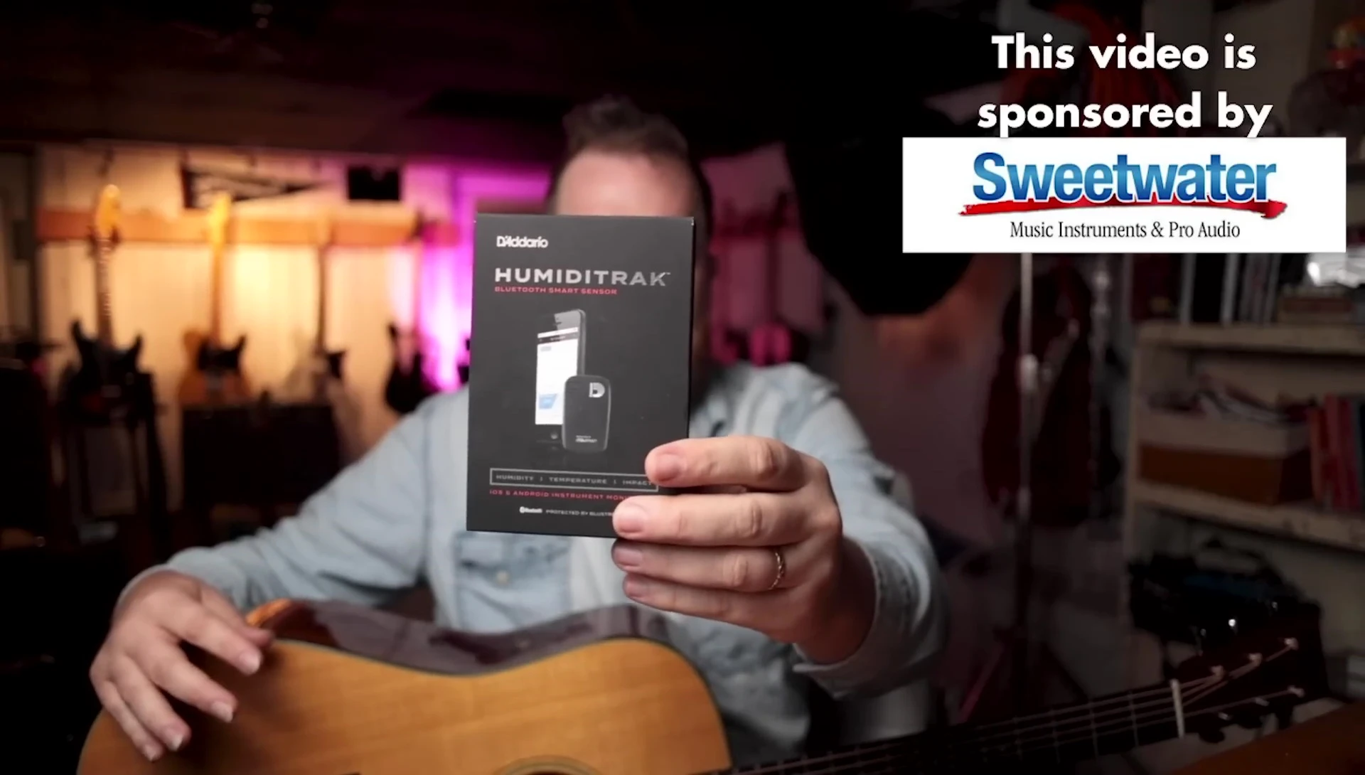 The daddario Humiditrak humidifier
