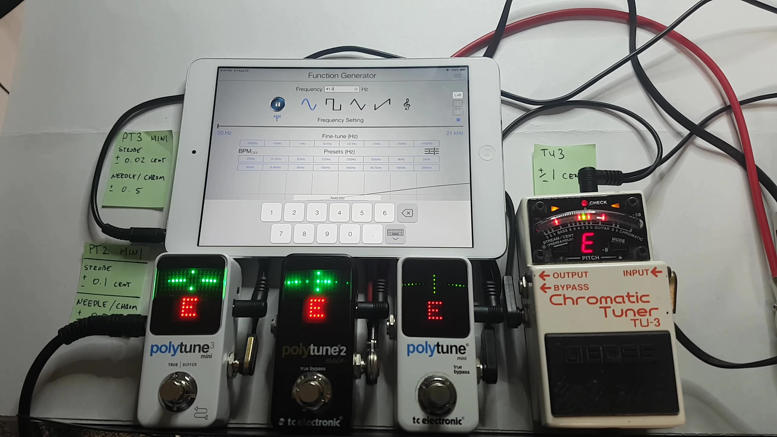 Tuners showing responses to the frequency changes