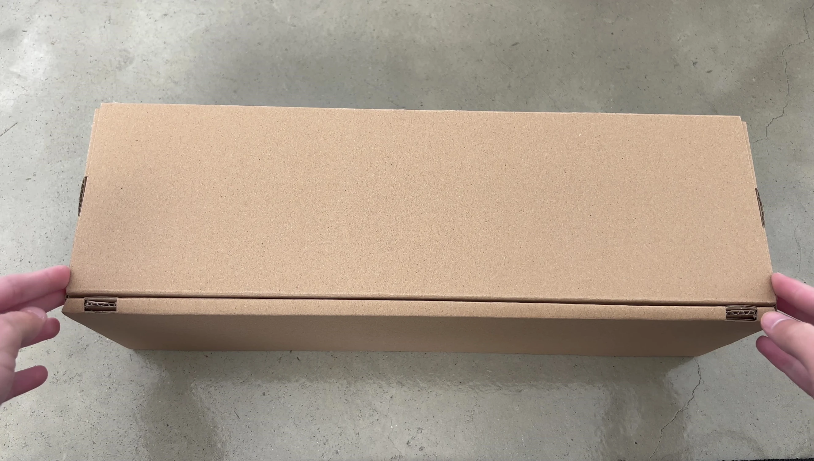 Unboxing the D'Addario XPND 1 pedalboard