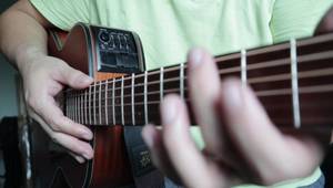 Quick & Easy Acoustic Guitar Tuning Guide