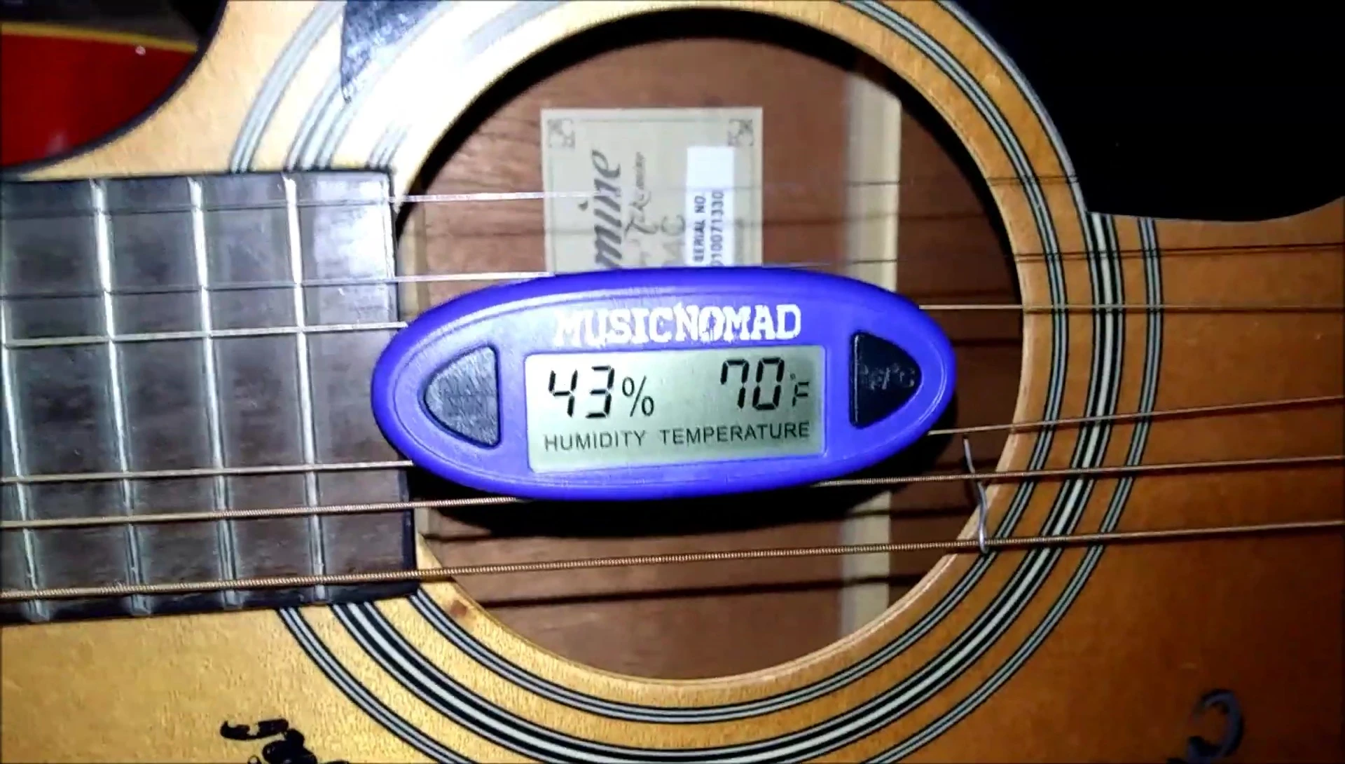 Hygrometer showing increased humidity after using the humidifier