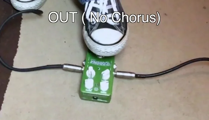 Experiment with turning the chorus effect on and off to clearly hear the difference it makes.