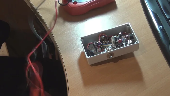 Check Input/Output Jack Grounding: Verify that the input and output jacks maintain a continuous ground connection through the enclosure.
