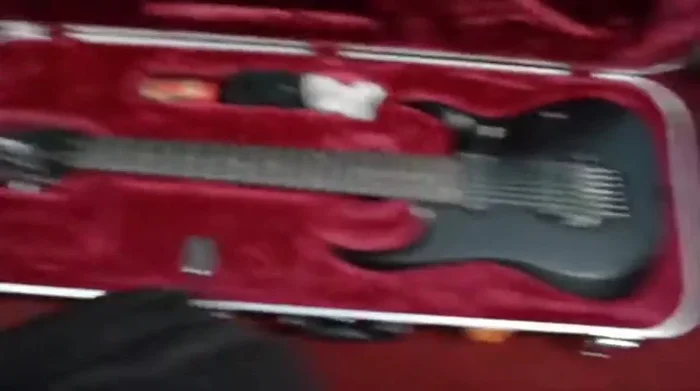 Show a soft case example and contrast its security and protection with the hard case, demonstrating the lack of secure instrument placement.