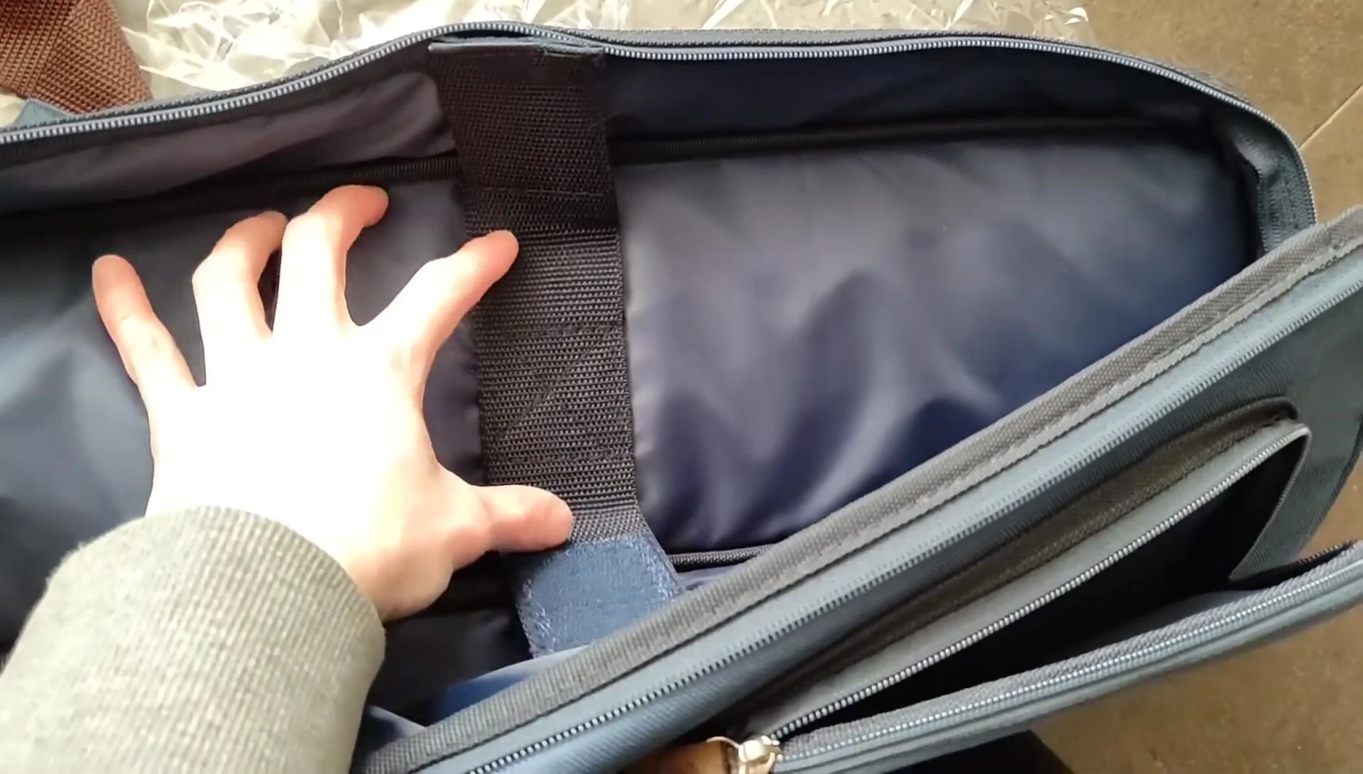 Interior bottom showing lack of extra padding near the neck