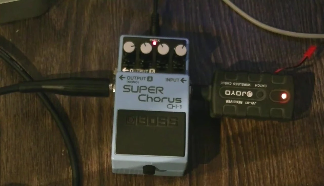 Screenshot showing a guitar being played with the Boss CH-1 Super Chorus pedal engaged demonstrating a subtle depth setting.