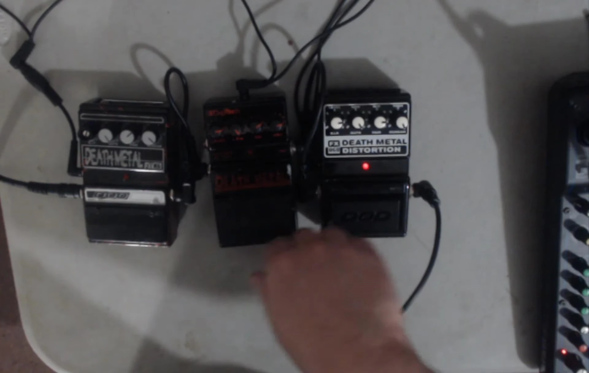 Vocal sample through the pedals