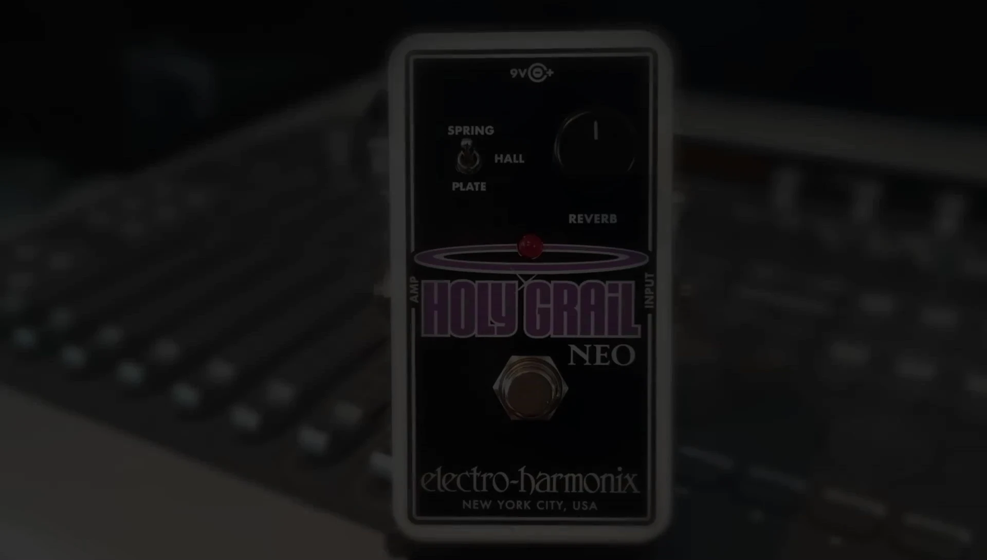 Demonstration of the Spring Reverb setting used with a slightly dirty amp.