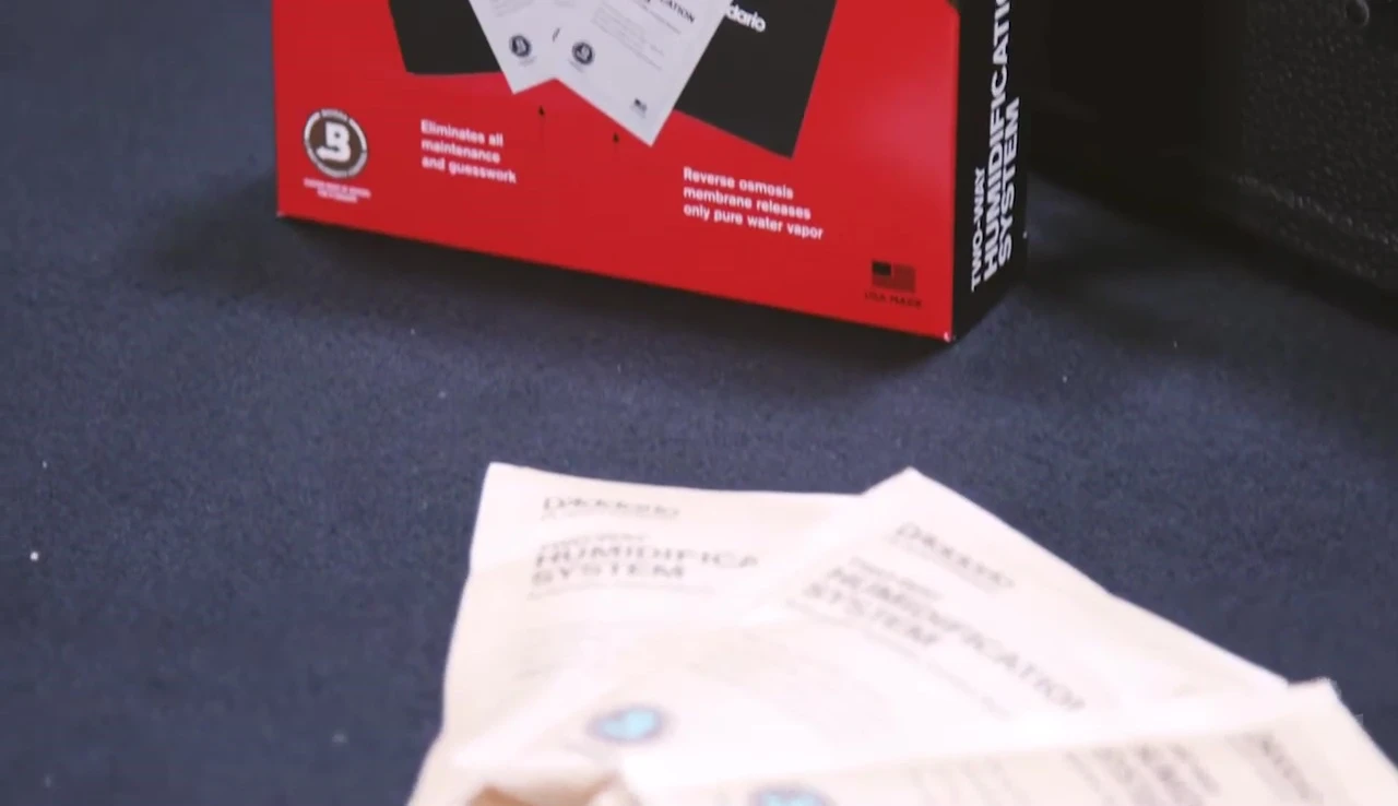 Close-up of the humidity packets showing the salt crystals.